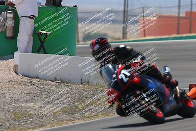 media/Apr-20-2025-AHRMA (Sun) [[393a79c373]]/Race/Group 8/Turn 4b/